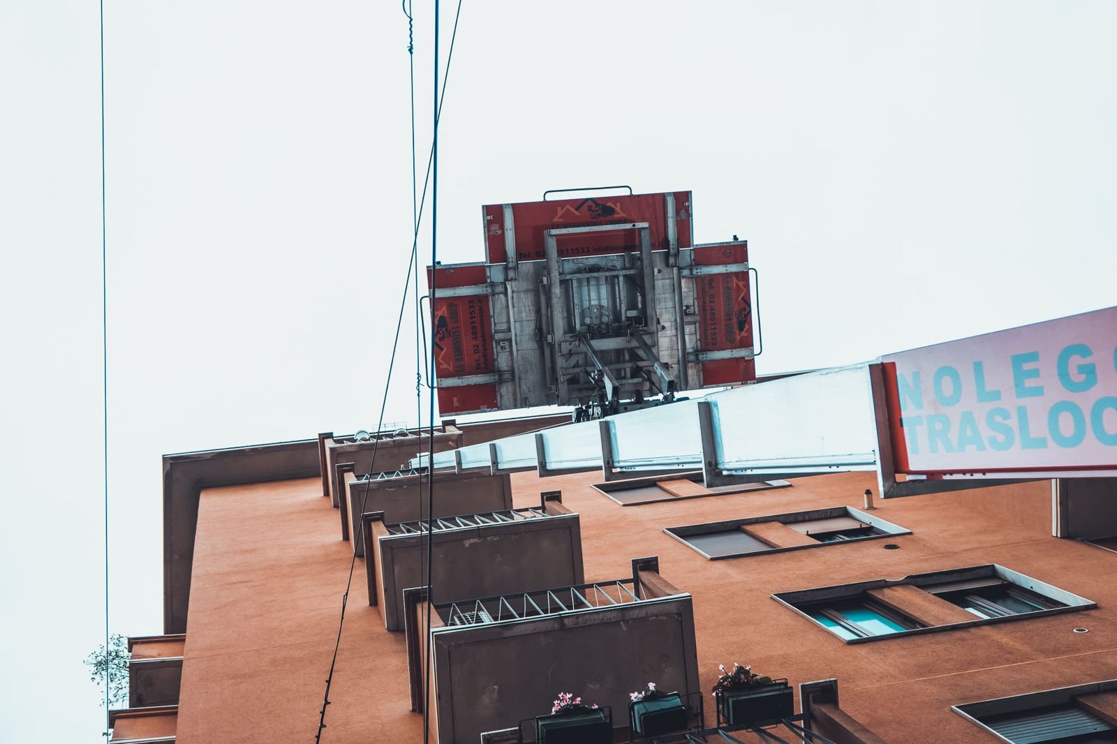 Al momento stai visualizzando Ritiro mobili usati a Como: come trasformare gli arredi in valore