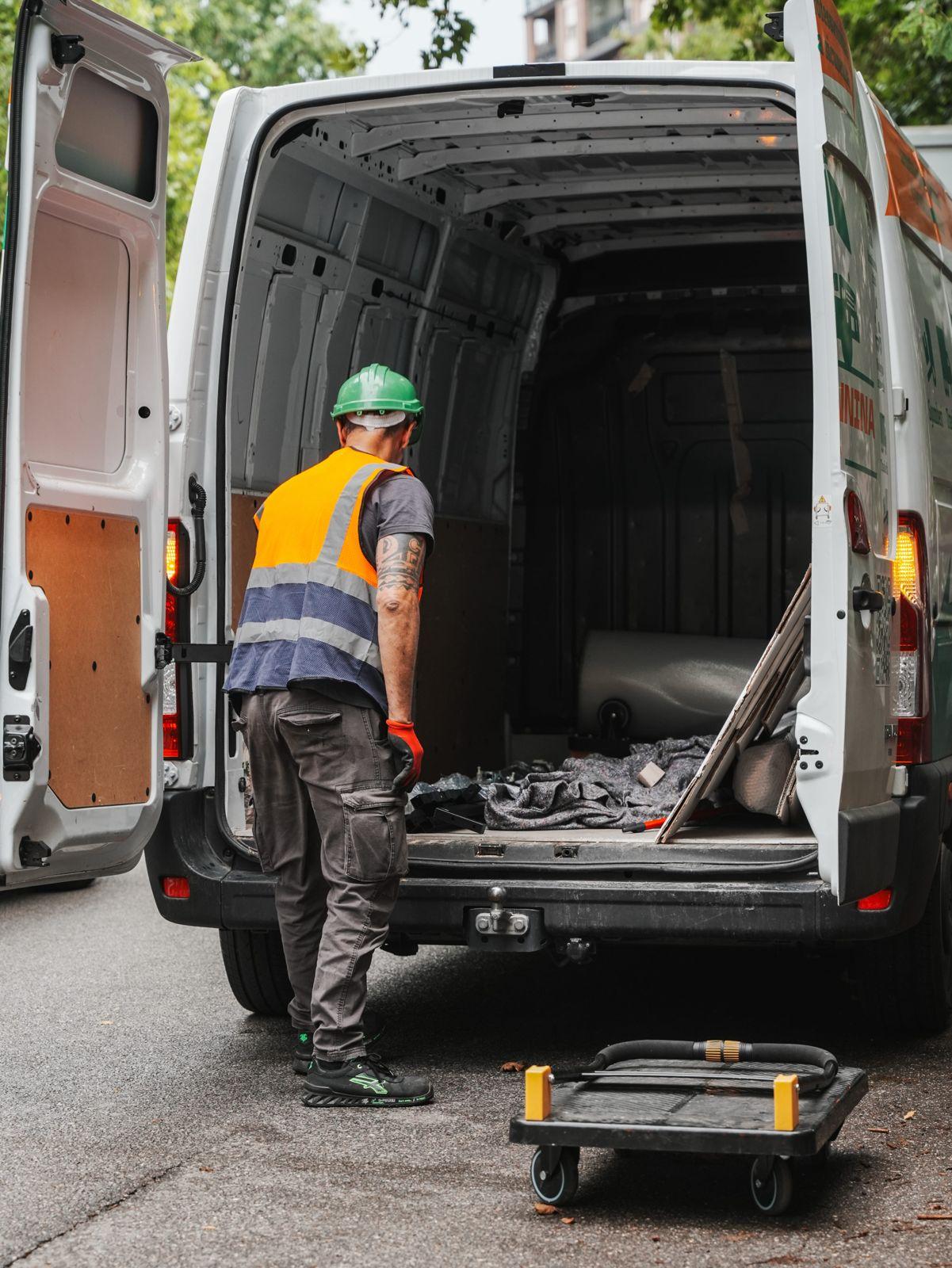 Scopri di pi&ugrave; sull'articolo Sgombero cantina a Bergamo: liberiamo spazi anche difficili